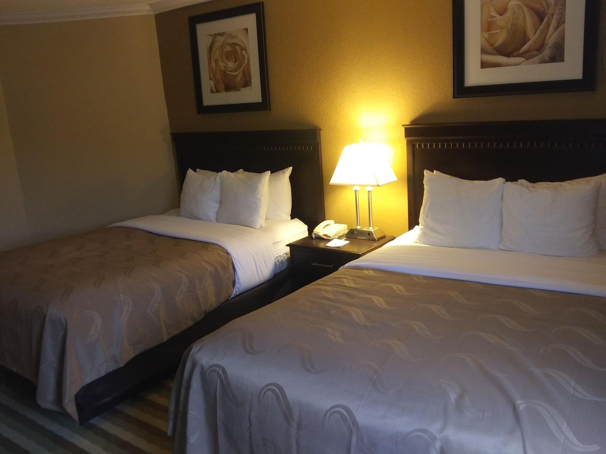 Quality Inn And Suites Fairgrounds - Syracuse Seneca Knolls Εξωτερικό φωτογραφία