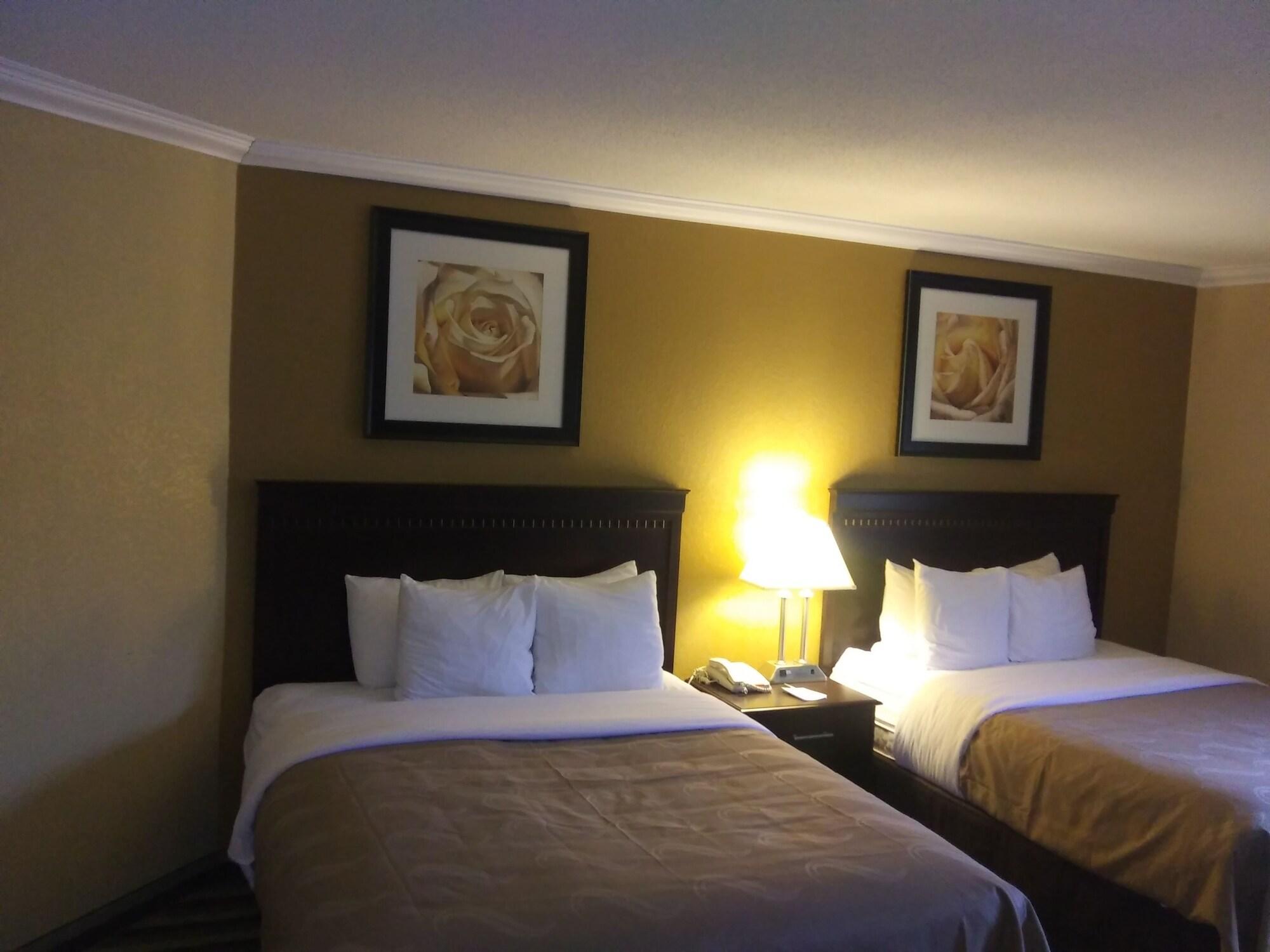 Quality Inn And Suites Fairgrounds - Syracuse Seneca Knolls Εξωτερικό φωτογραφία