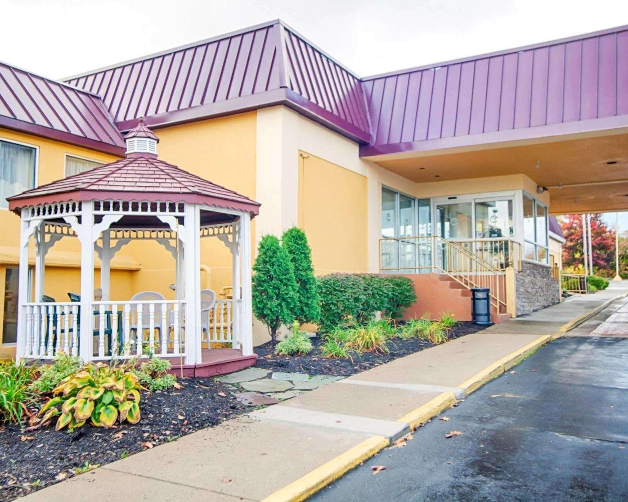 Quality Inn And Suites Fairgrounds - Syracuse Seneca Knolls Εξωτερικό φωτογραφία