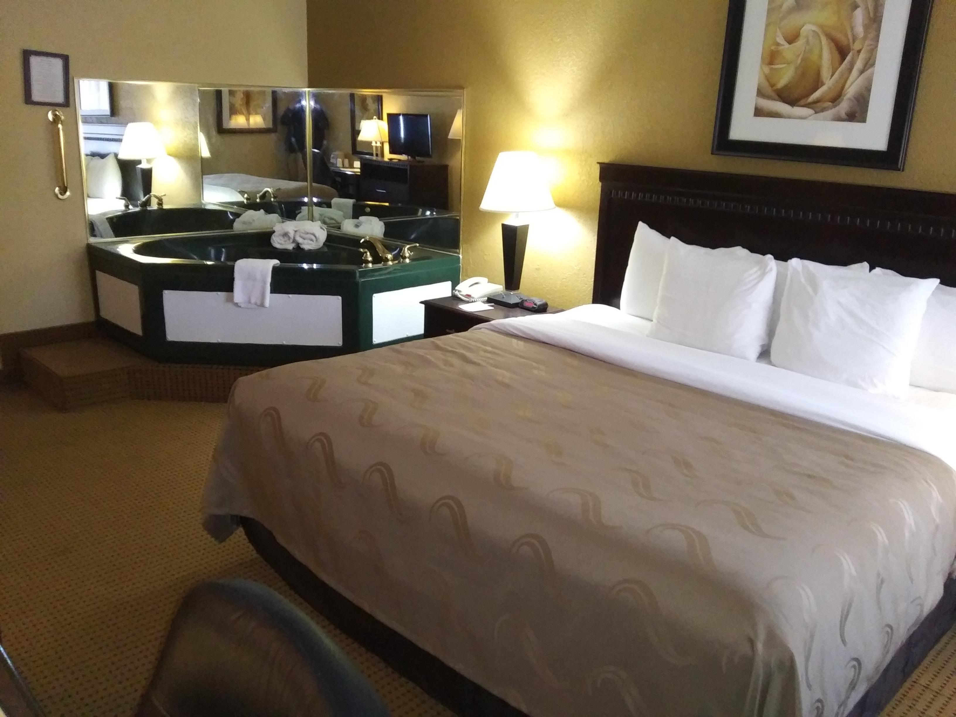 Quality Inn And Suites Fairgrounds - Syracuse Seneca Knolls Εξωτερικό φωτογραφία