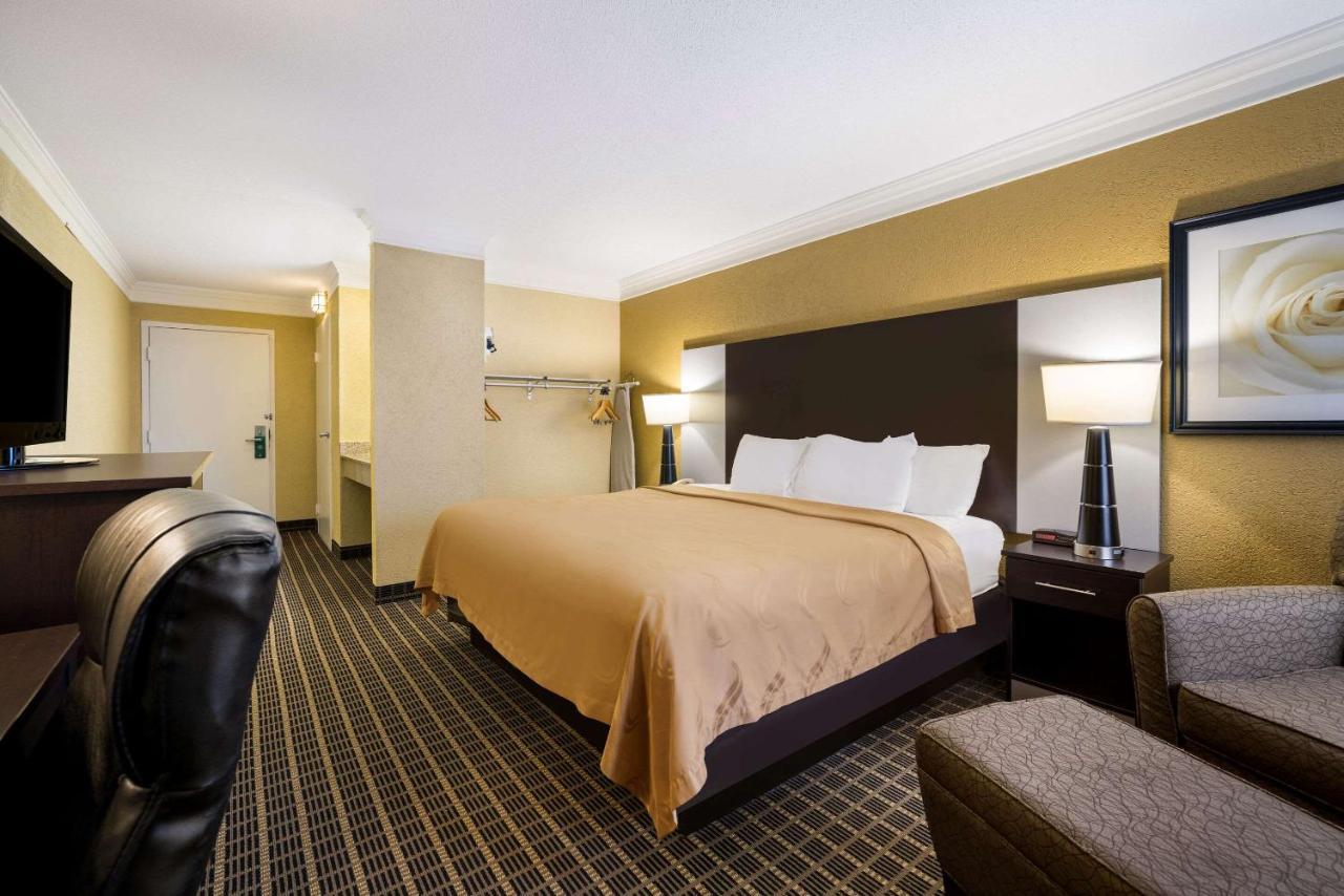 Quality Inn And Suites Fairgrounds - Syracuse Seneca Knolls Εξωτερικό φωτογραφία