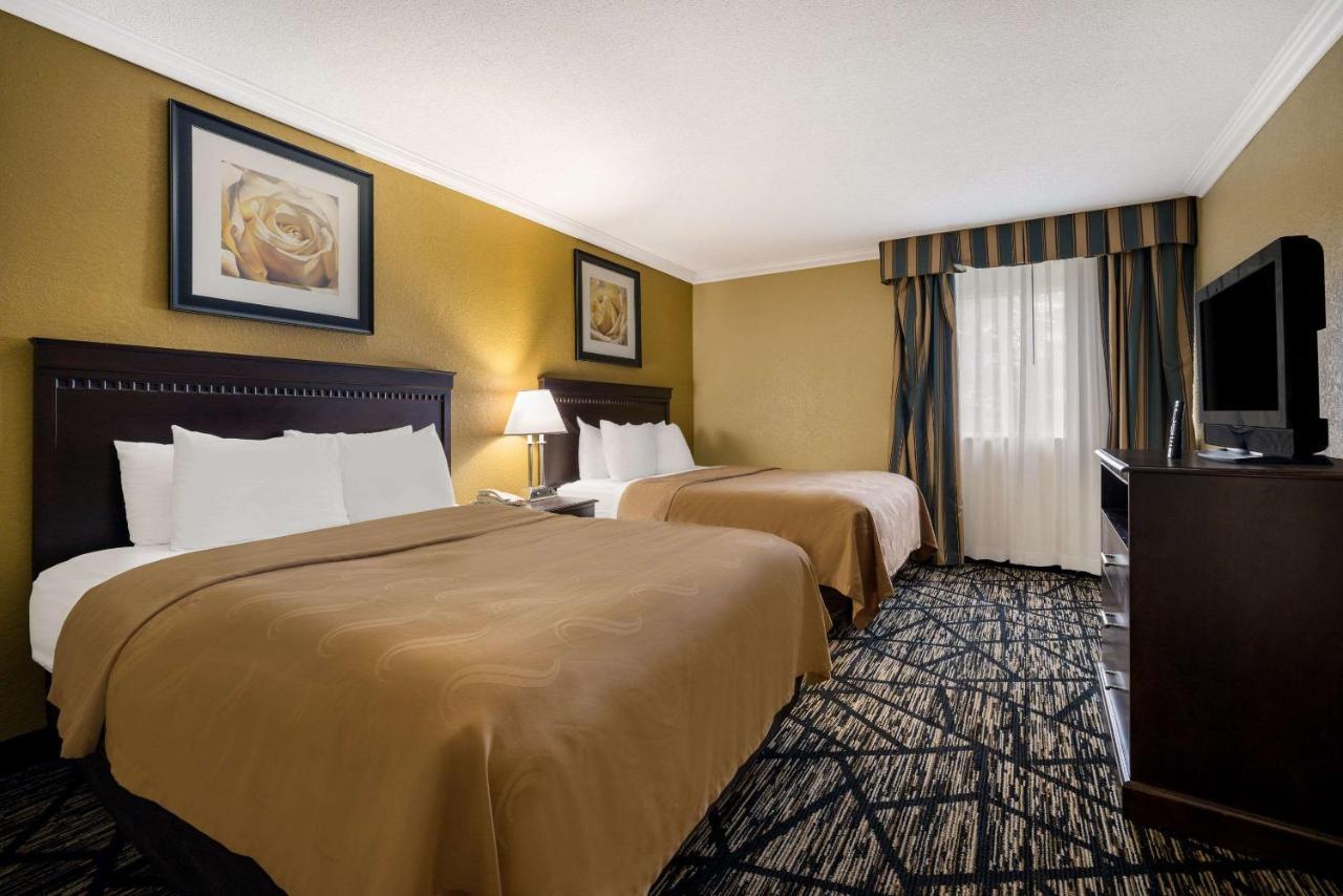 Quality Inn And Suites Fairgrounds - Syracuse Seneca Knolls Εξωτερικό φωτογραφία