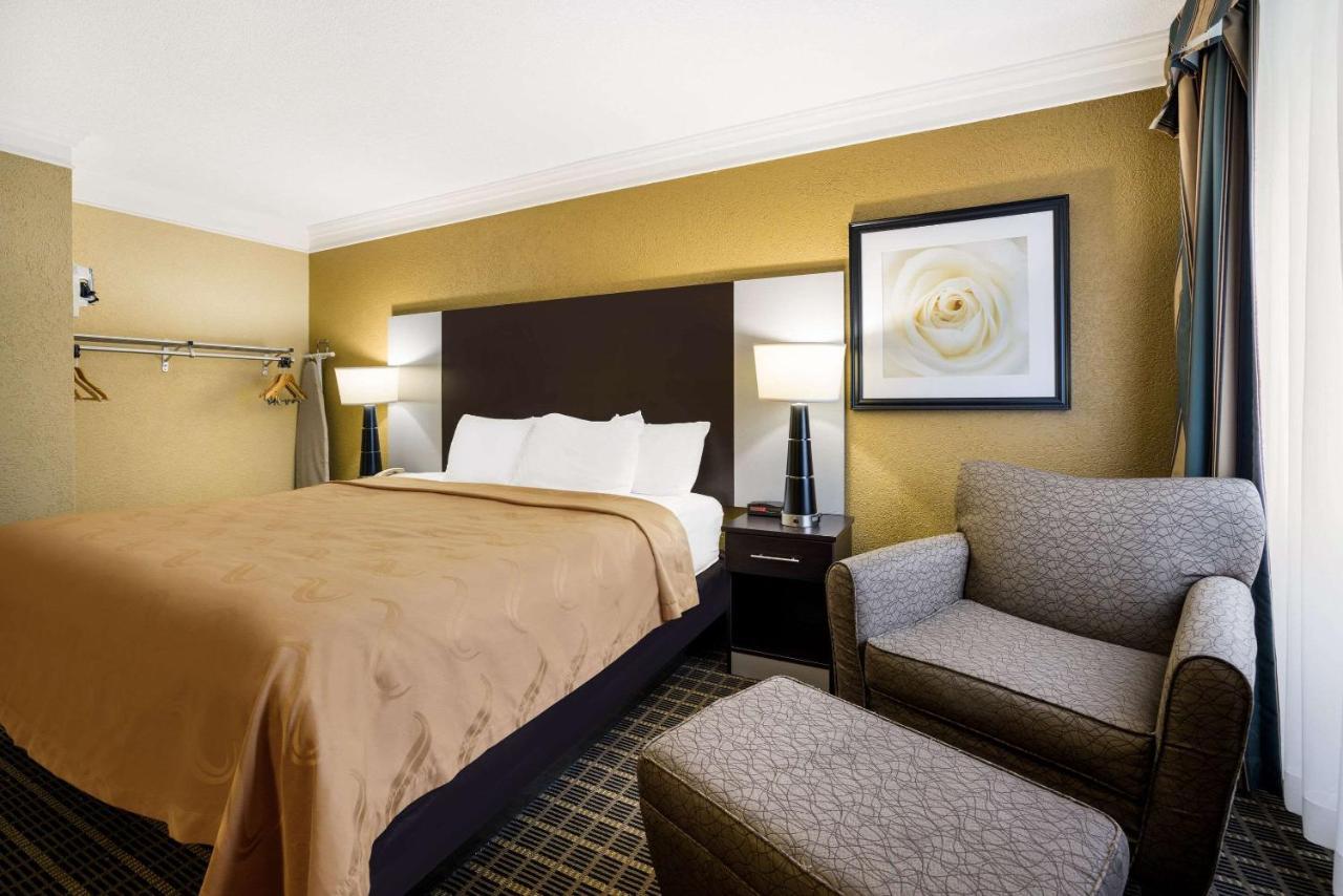 Quality Inn And Suites Fairgrounds - Syracuse Seneca Knolls Εξωτερικό φωτογραφία