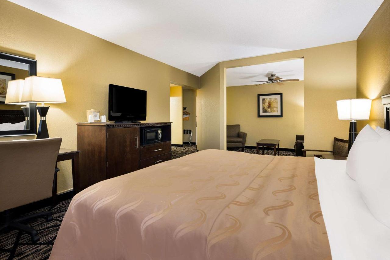 Quality Inn And Suites Fairgrounds - Syracuse Seneca Knolls Εξωτερικό φωτογραφία